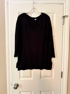 Old Navy Black Women's V-Neck Long Sleeve Tunic Top Size Small